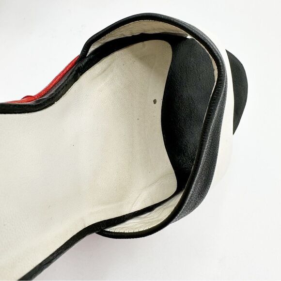 Stuart Weizmann Black Red and White Wide Strap Platform Sandals with Ankle Strap - Picture 14 of 15